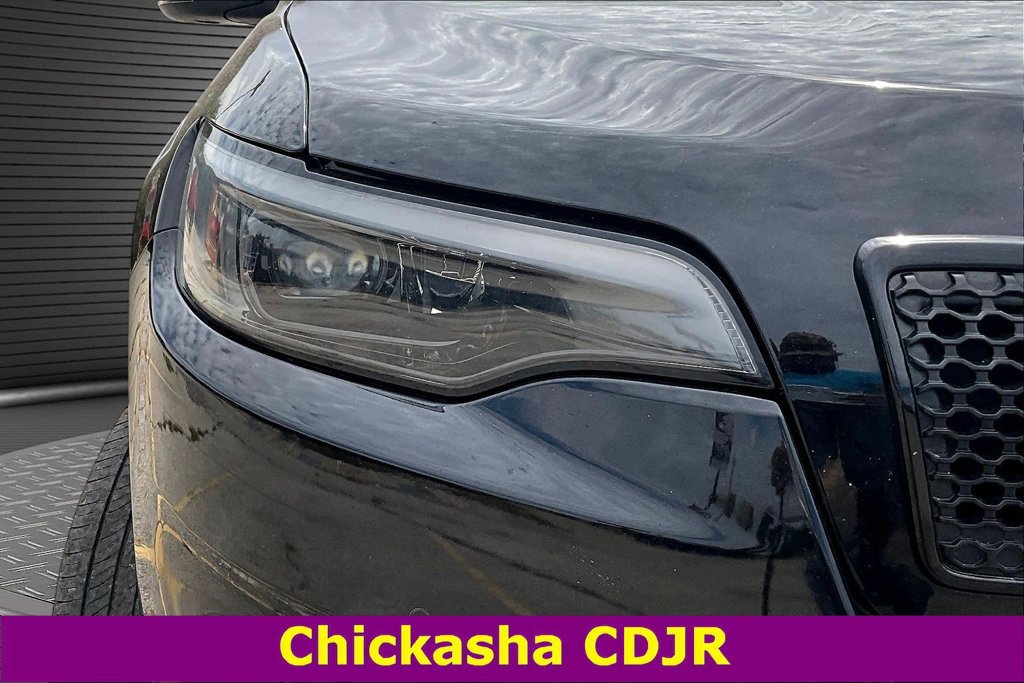 Used 2023 Jeep Cherokee Altitude Lux AWD/4WD image 32