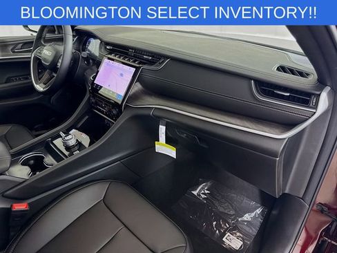 New 2025 Jeep Grand Cherokee Limited image 29