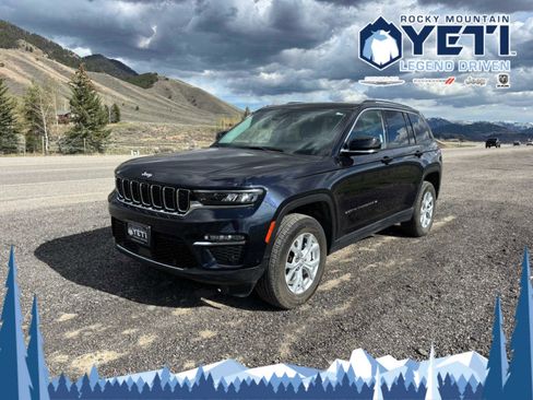 New 2023 Jeep Grand Cherokee Limited w/ Luxury Tech Group II image 4