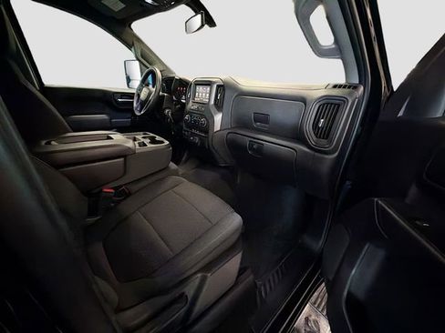 Used 2019 Chevrolet Silverado 1500 Custom w/ Custom Max Trailering Package image 25