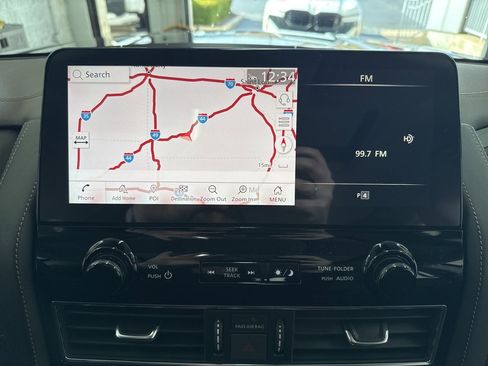 Used 2024 Nissan Armada Platinum w/ Captain's Chairs Package image 28