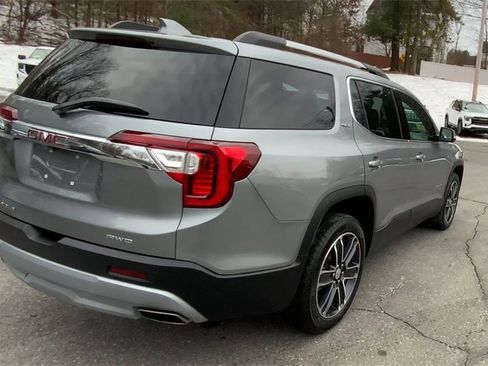 Certified 2023 GMC Acadia SLT w/ Technology Package image 9