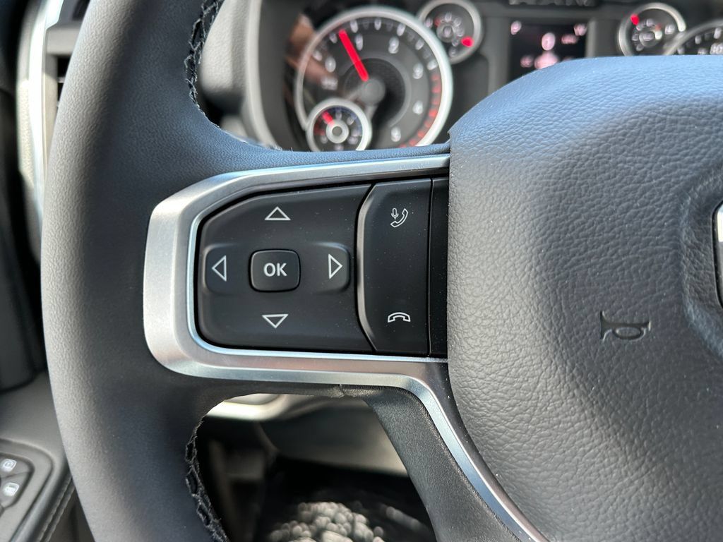 New 2026 RAM 2500 Big Horn AWD/4WD image 21