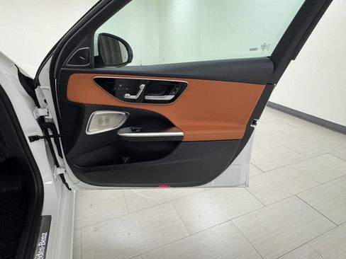 Used 2024 Mercedes-Benz C 300 4MATIC Sedan image 13