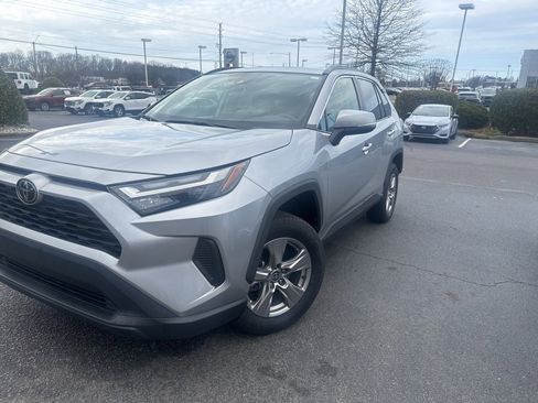 Certified 2022 Toyota RAV4 XLE w/ Convenience Package image 3