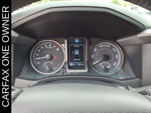 Used 2022 Toyota Tacoma TRD Sport w/ Technology Package AWD/4WD image 16