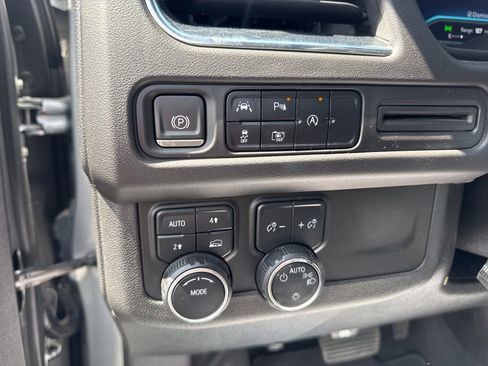Used 2023 Chevrolet Tahoe RST w/ Luxury Package AWD/4WD image 21