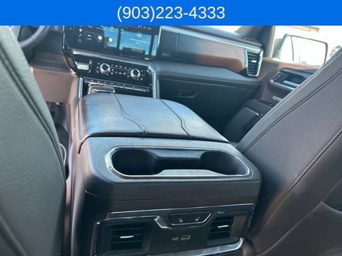 Used 2025 GMC Sierra 1500 Denali AWD/4WD image 45