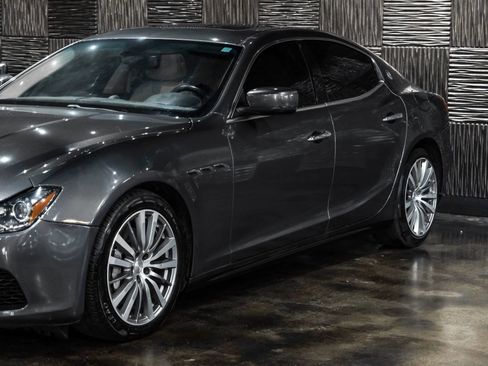 Used 2016 Maserati Ghibli image 9