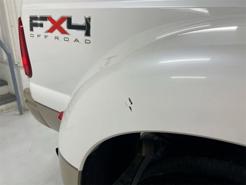 Used 2011 Ford F350 King Ranch w/ FX4 Off Road Pkg image 31