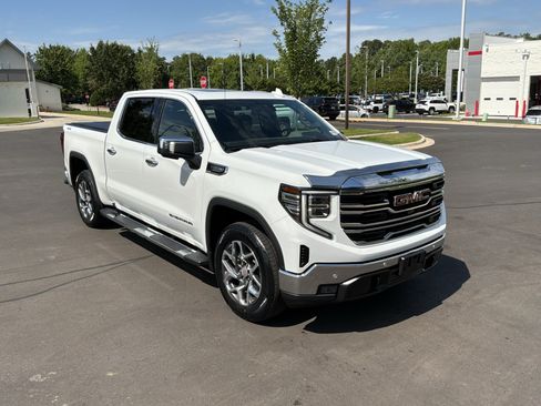 Used 2024 GMC Sierra 1500 SLT w/ SLT Premium Plus Package AWD/4WD image 2