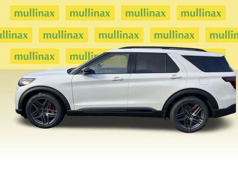 New 2026 Ford Explorer ST w/ Sun And Sound Package image 8