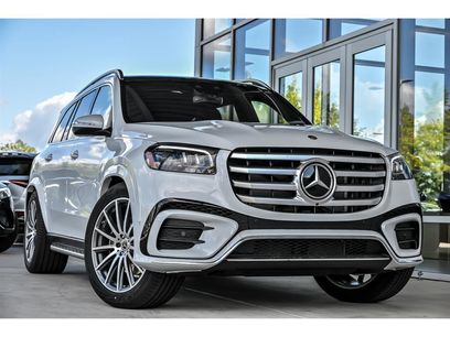 New 2026 Mercedes-Benz GLS 580 4MATIC