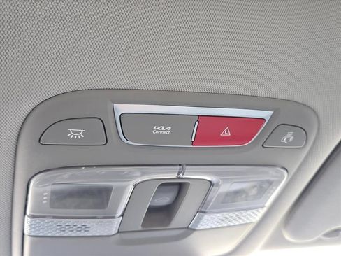 Certified 2023 Kia Telluride S w/ S Sunroof Package FWD image 19