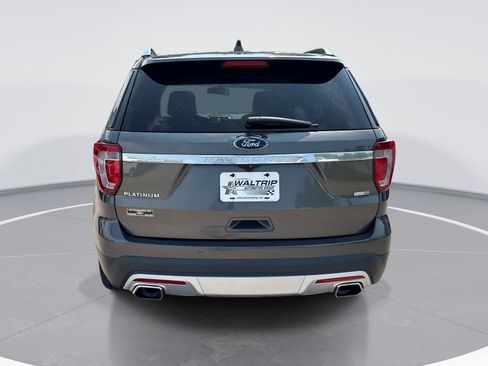 Used 2017 Ford Explorer Platinum AWD/4WD image 7