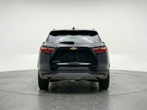 Used 2025 Chevrolet Blazer LT FWD image 7