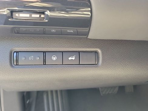 New 2026 Nissan Pathfinder SV AWD/4WD image 27