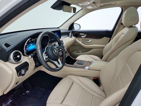 Certified 2022 Mercedes-Benz GLC 300 image 16