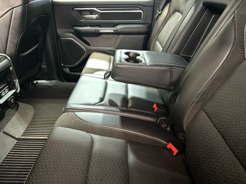 Used 2024 RAM 1500 Laramie AWD/4WD image 10