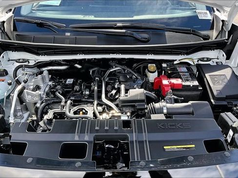 New 2026 Nissan Kicks SR w/ SR Premium Package image 11