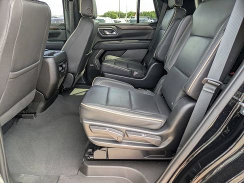 Used 2023 Chevrolet Tahoe Premier w/ LPO, Illumination Package RWD image 25