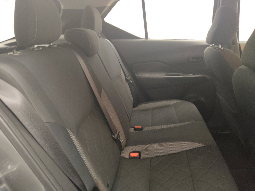 Used 2019 Nissan Kicks S FWD image 19
