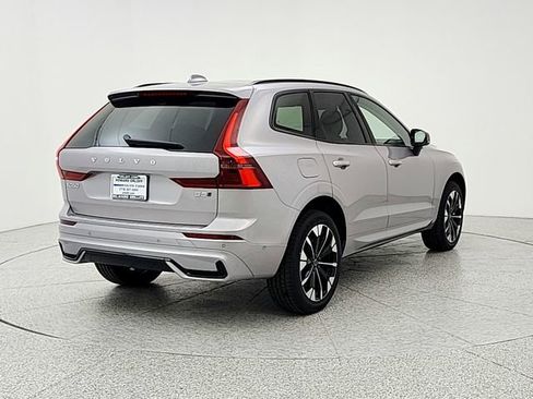 New 2026 Volvo XC60 B5 Plus w/ Protection Package Premier AWD/4WD image 5