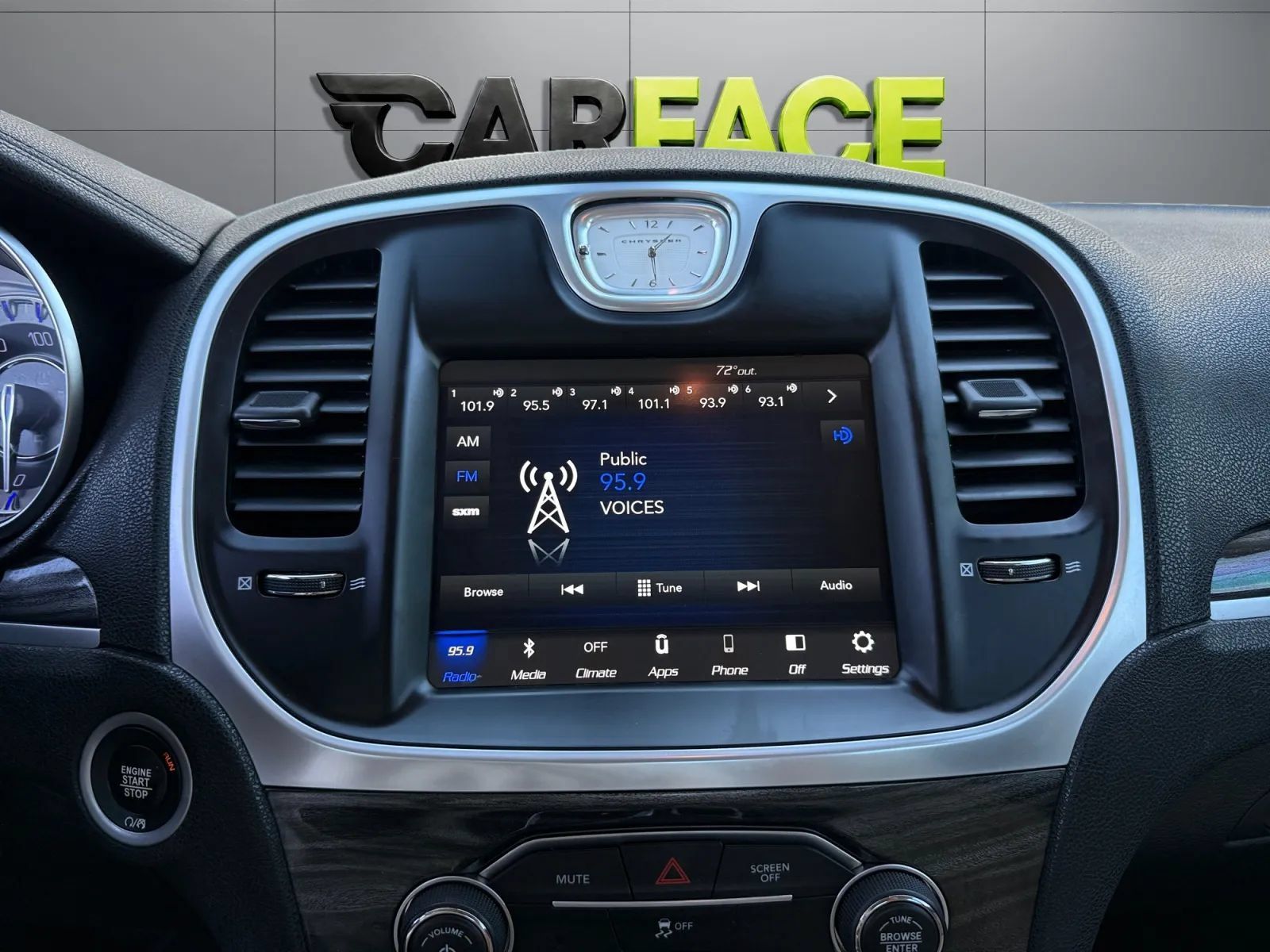 Used 2019 Chrysler 300 Touring AWD/4WD image 29