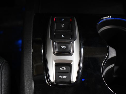 Used 2017 Honda Pilot Elite image 25