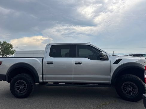 Used 2019 Ford F150 Raptor w/ Equipment Group 802A Luxury AWD/4WD image 4