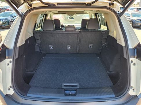 Certified 2023 Nissan Rogue SV w/ SV Premium Package AWD/4WD image 19