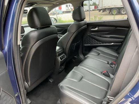 Used 2023 Hyundai Santa Fe SEL w/ Premium Package FWD image 17