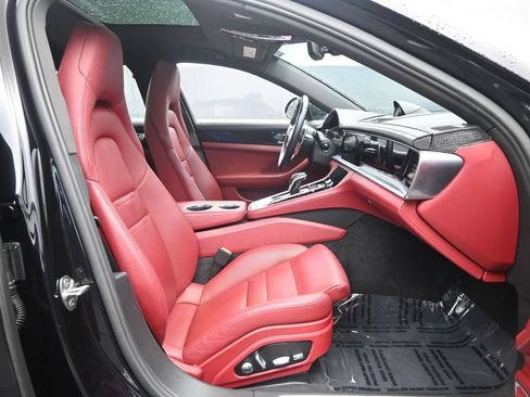 Used 2019 Porsche Panamera 4 AWD/4WD image 34
