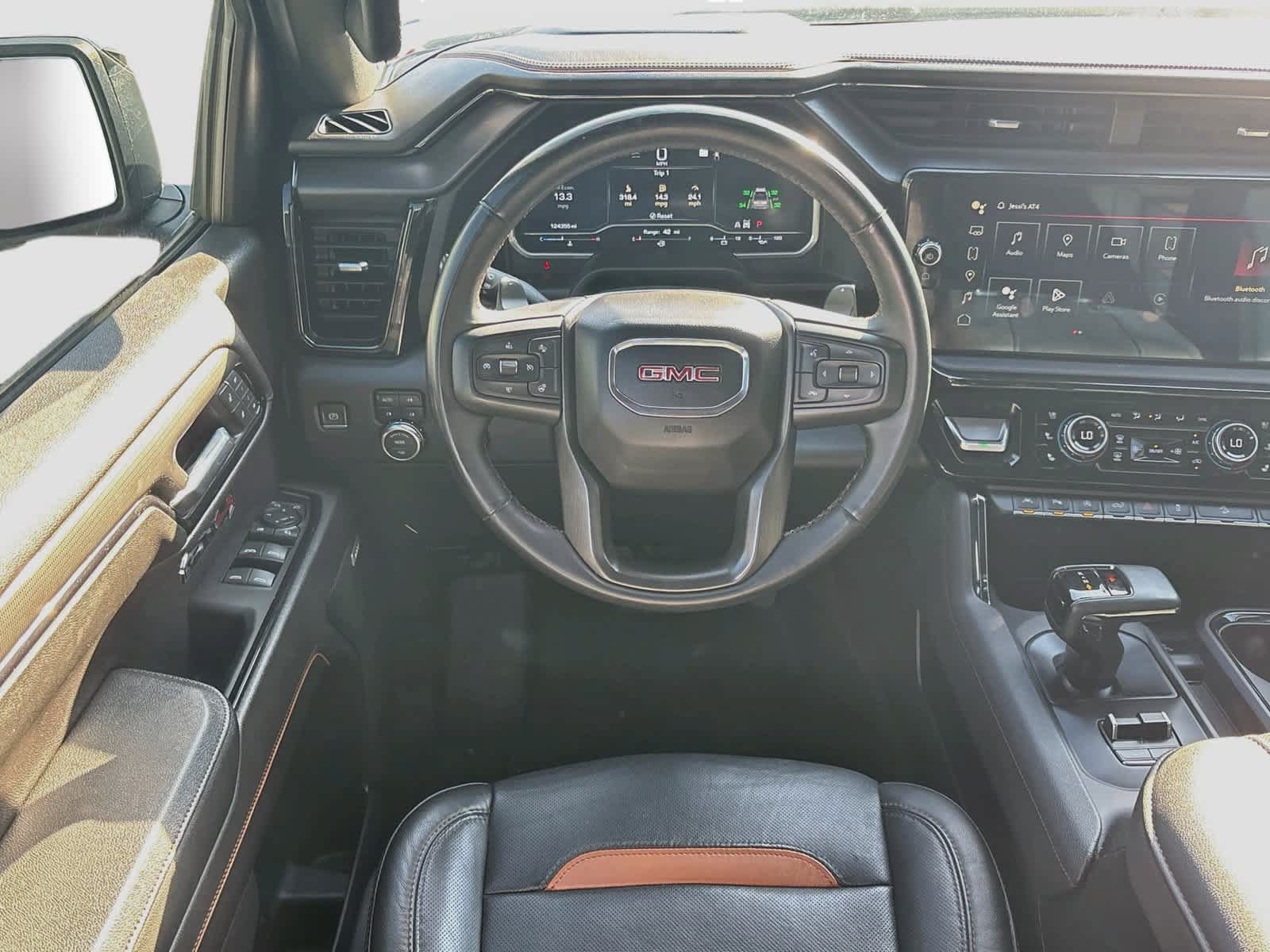 Used 2023 GMC Sierra 1500 AT4 w/ Technology Package AWD/4WD image 23