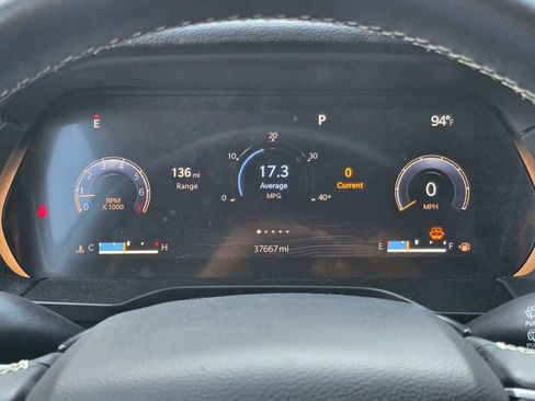 Used 2022 Jeep Grand Cherokee L Laredo w/ Luxury Tech Group I RWD image 17