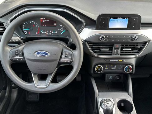 Used 2022 Ford Escape S image 11