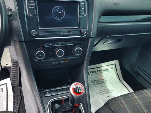 Used 2013 Volkswagen GTI 2-Door FWD image 15