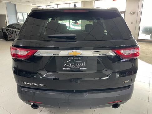 Used 2020 Chevrolet Traverse LS image 6