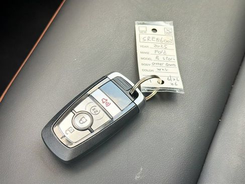 Used 2025 Ford Bronco Sport Outer Banks w/ Outer Banks Tech Package+ AWD/4WD image 36