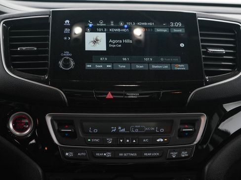 Used 2019 Honda Pilot Elite image 21