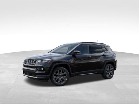 New 2026 Jeep Compass Limited image 2