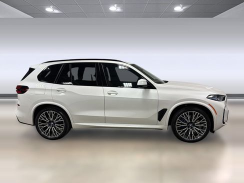 Used 2026 BMW X5 sDrive40i w/ M Sport Package RWD image 7