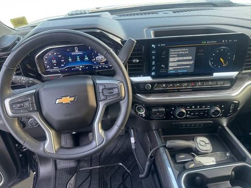 Used 2024 Chevrolet Silverado 2500 LTZ w/ LTZ Plus Package image 12