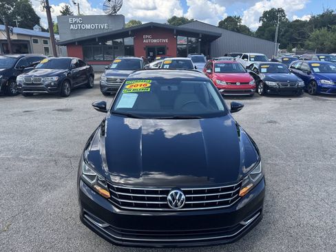Used 2016 Volkswagen Passat 1.8T S FWD image 11