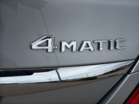 Used 2021 Mercedes-Benz C 300 4MATIC Sedan image 10