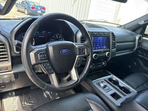 Used 2020 Ford Expedition XLT w/ Equipment Group 202A RWD image 16