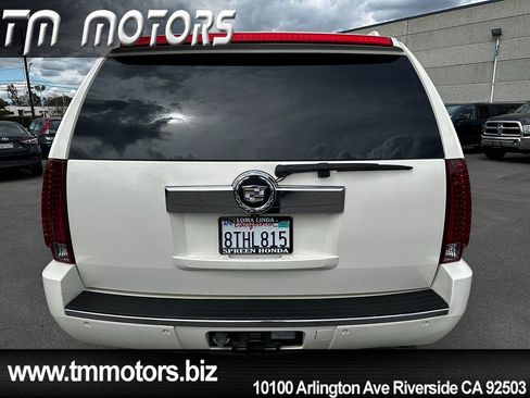 Used 2007 Cadillac Escalade 2WD w/ Information Package image 5