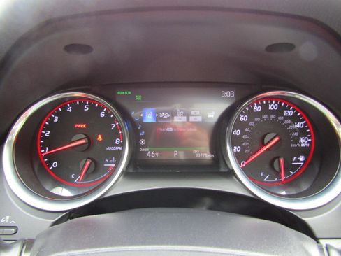 Used 2019 Toyota Camry XSE image 15