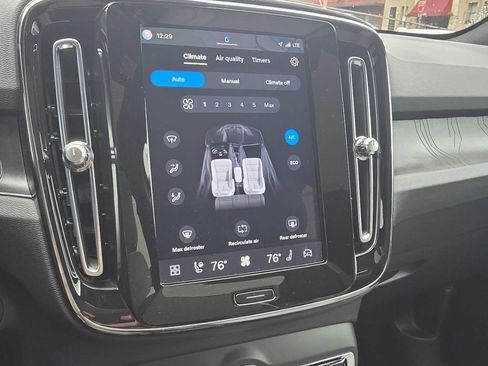 Certified 2023 Volvo C40 P8 Recharge Ultimate image 30