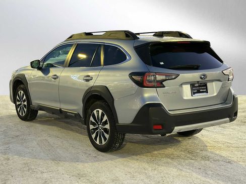 Used 2024 Subaru Outback Limited image 5